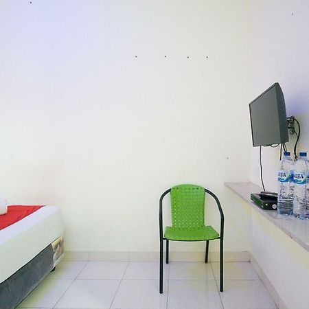 Hotel Reddoorz @ Pematangsiantar 2 Zewnętrze zdjęcie