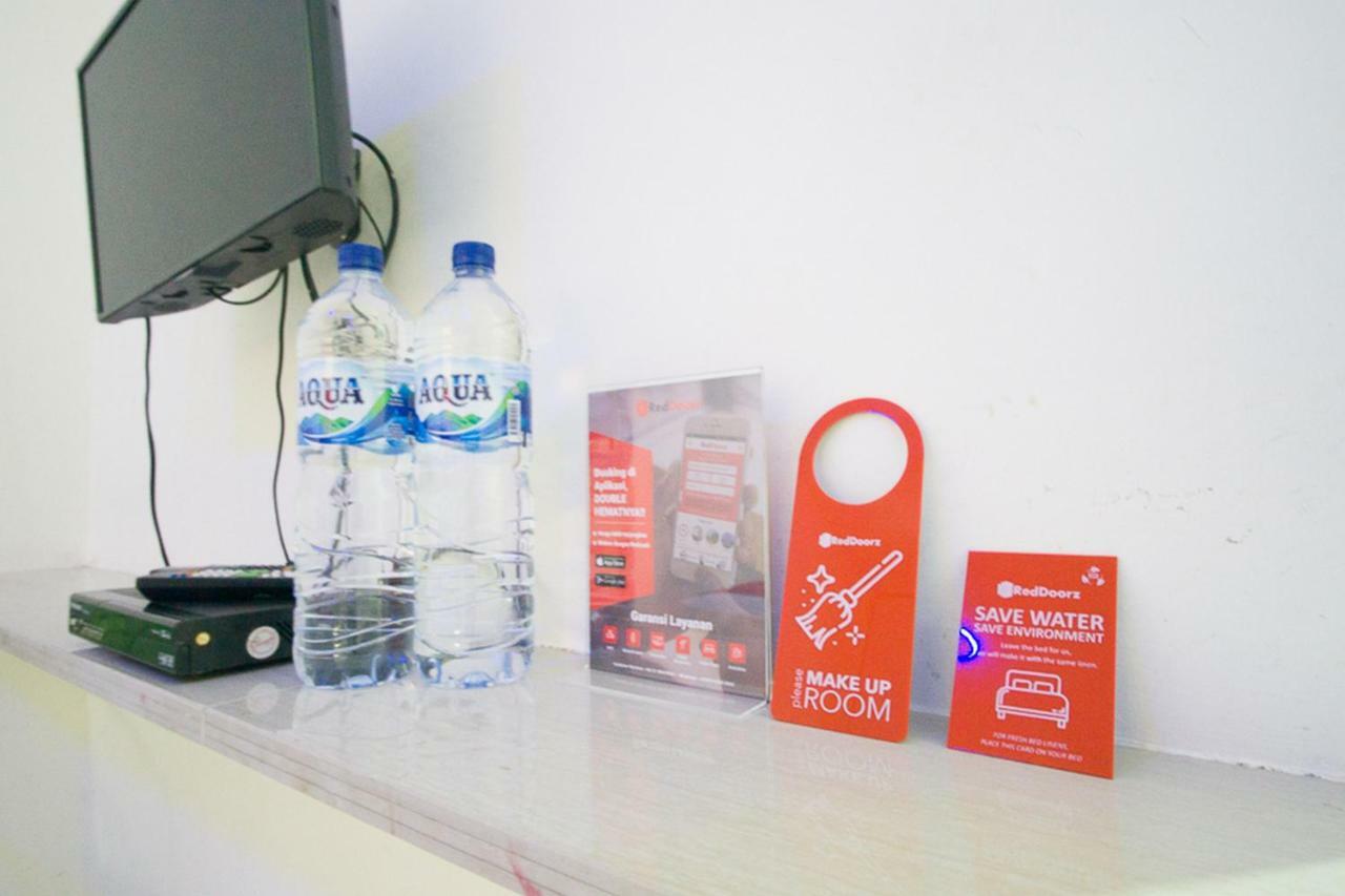 Hotel Reddoorz @ Pematangsiantar 2 Zewnętrze zdjęcie