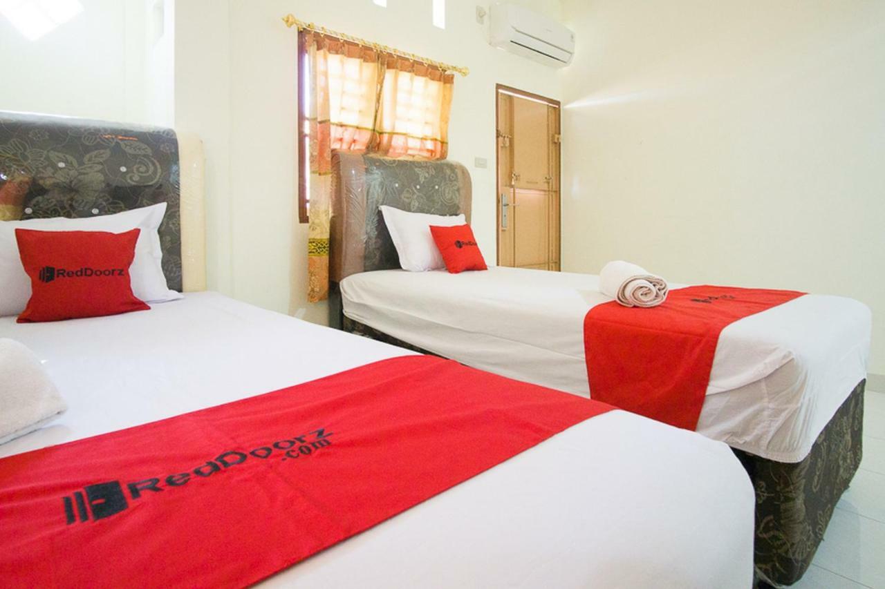 Hotel Reddoorz @ Pematangsiantar 2 Zewnętrze zdjęcie